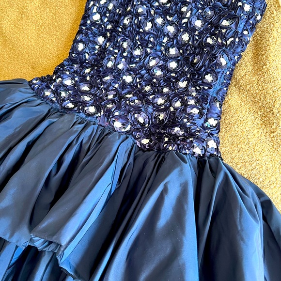 Vintage Prom Dress - Picture 2 of 4